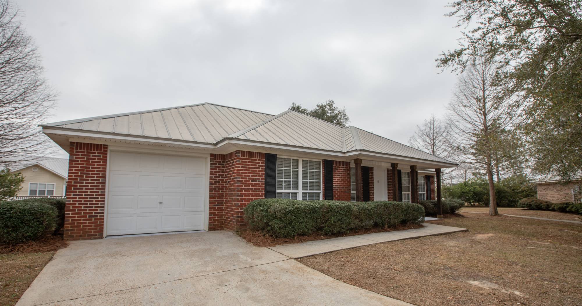 1220 Summerfield Drive - South Pointe Apartments & Rental Homes
